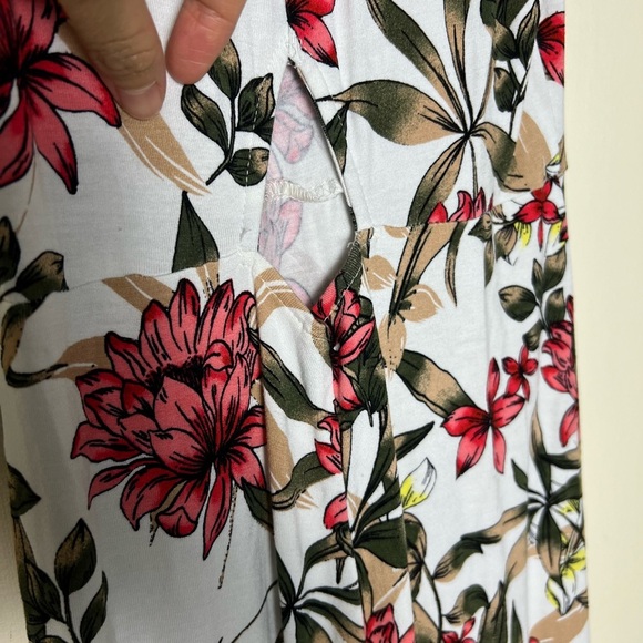 Material Girl Floral Lace-Up Maxi Dress - Red and Green on Cream Y2K Summer Chic - Picture 9 of 16